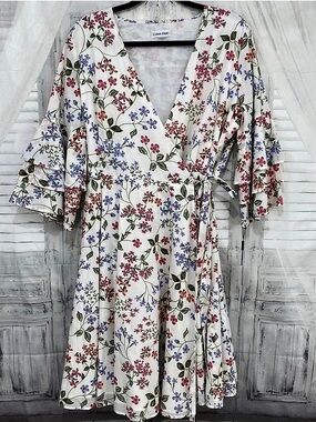 Calvin Klein Floral Wrap Midi Dress in White & Pink Size 14  Like New